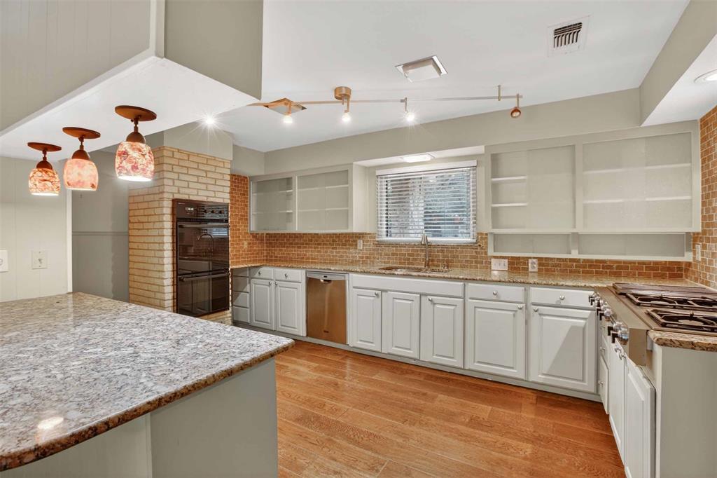 1608 Freeman Court