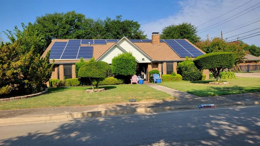 Tranquility awaits your arrival! This lovely trad'l offers an amazing Corner lot be enveloped by the lush landscaping .This large lot allows you to host many fun outdoor festivities. Crn mldgs, hdwds and carpet throughout,can ltng & large formal dining & living room greet you as you enter the home. Make sure you check out the Dutch door in the DR; a unique & charming addition. Cozy den and large fireplace that opens to the kitchen & brkfst room w-french door that opens to the Sunroom and back patio. Master Bedroom is spacious and bright with lots of built in drawers and a walk in closet. The upstairs bonus room split making it ideal for guests. Oversized 2 car garage, solar tubes, sprinkler & security