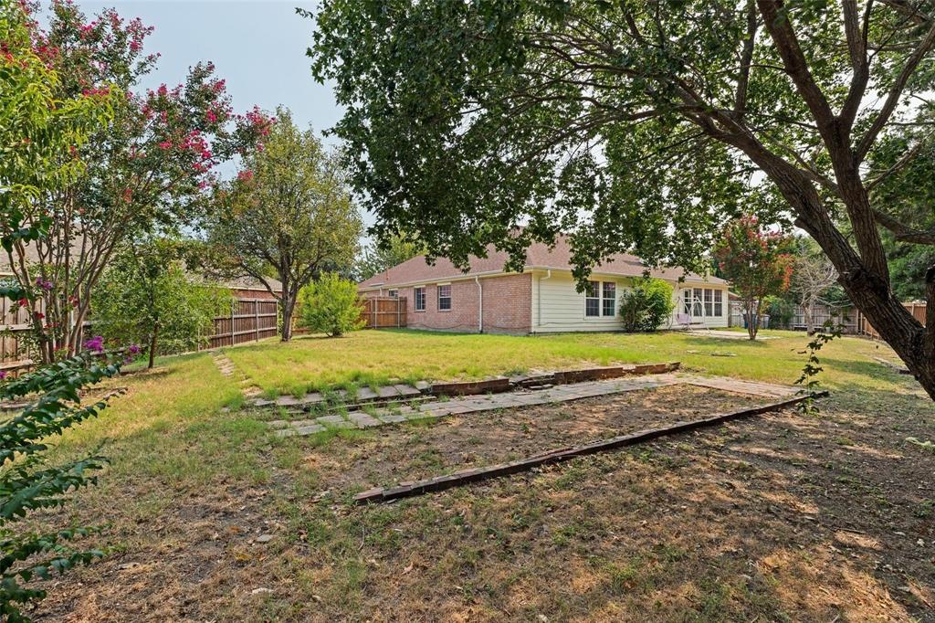 1412 Sleepy Hollow Drive