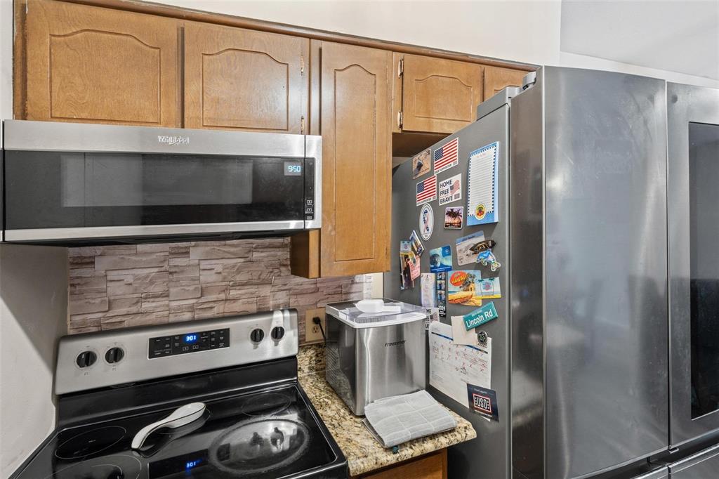 Ridglea Estate Condo - Residential