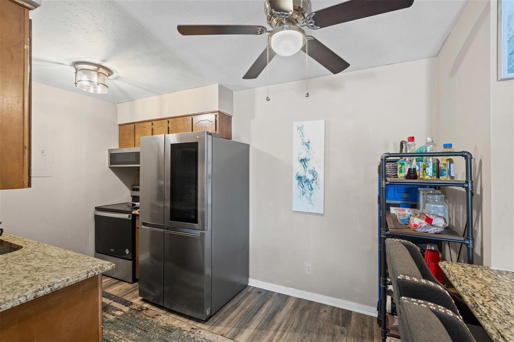 Ridglea Estate Condo - Residential