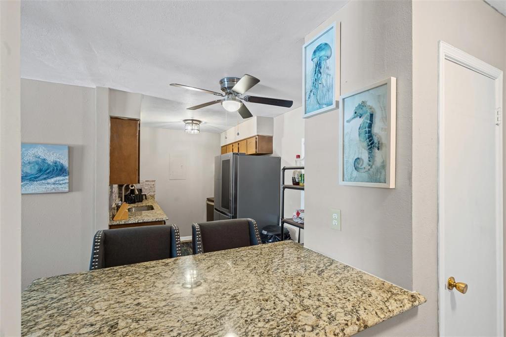 Ridglea Estate Condo - Residential