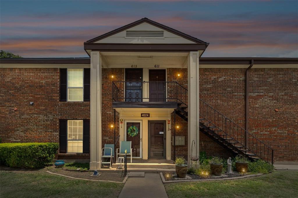 Ridglea Estate Condo - Residential