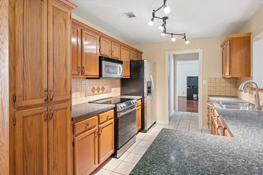 Oak Lakes - Residential