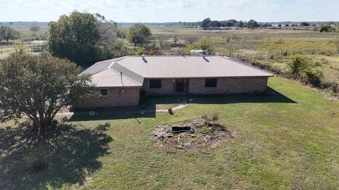 1393 NE County Road 2120 Road NE Powell TX 75153