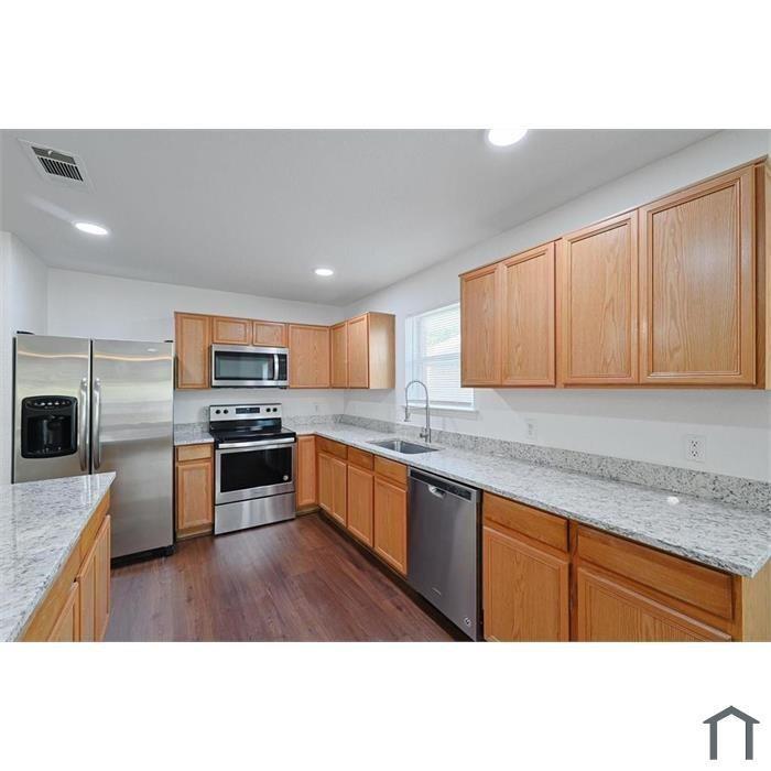 8904 Sagebrush Trail