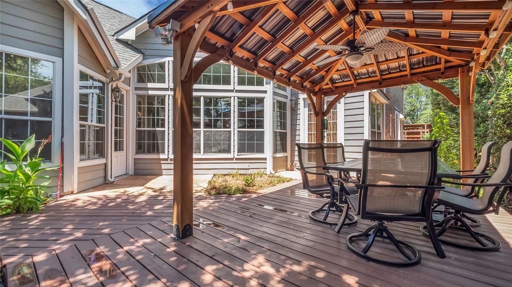 Highland Creek Manor - Residential