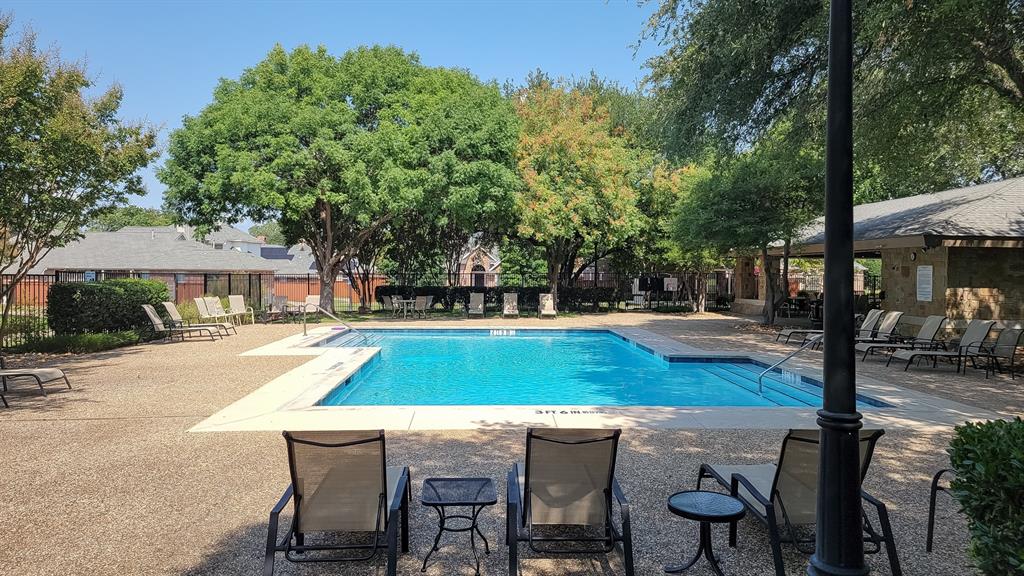 Highland Creek Manor - Residential