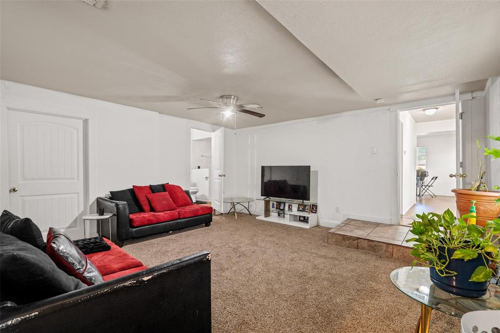 Oak Cliff Gardens - Residential
