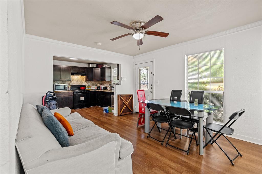 Oak Cliff Gardens - Residential