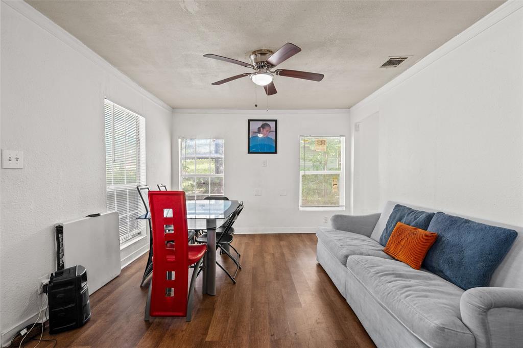 Oak Cliff Gardens - Residential
