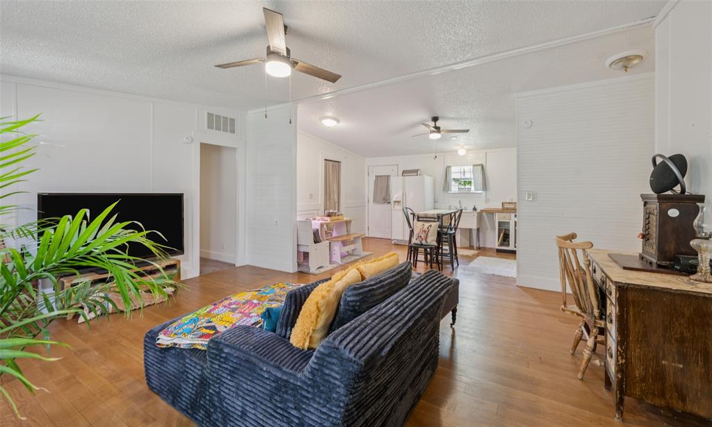 Chico, Texas 76431, United States, 2 Bedrooms Bedrooms, ,2 BathroomsBathrooms,Residential,Active,162346