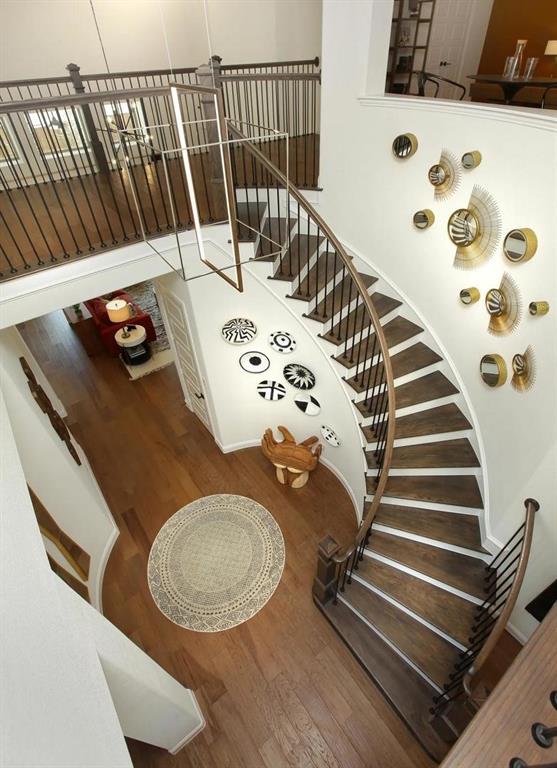 2405 Royal Dove Lane