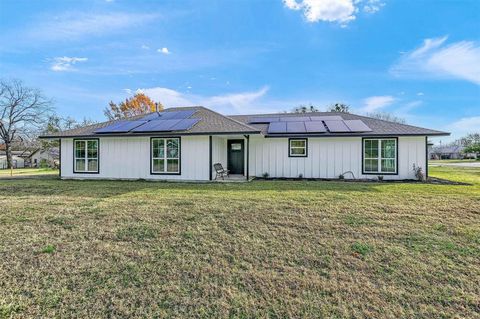 A home in Pottsboro