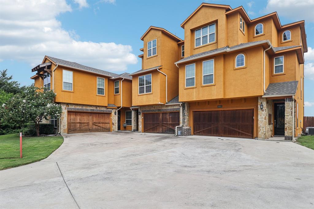 2690 Venice Drive 2