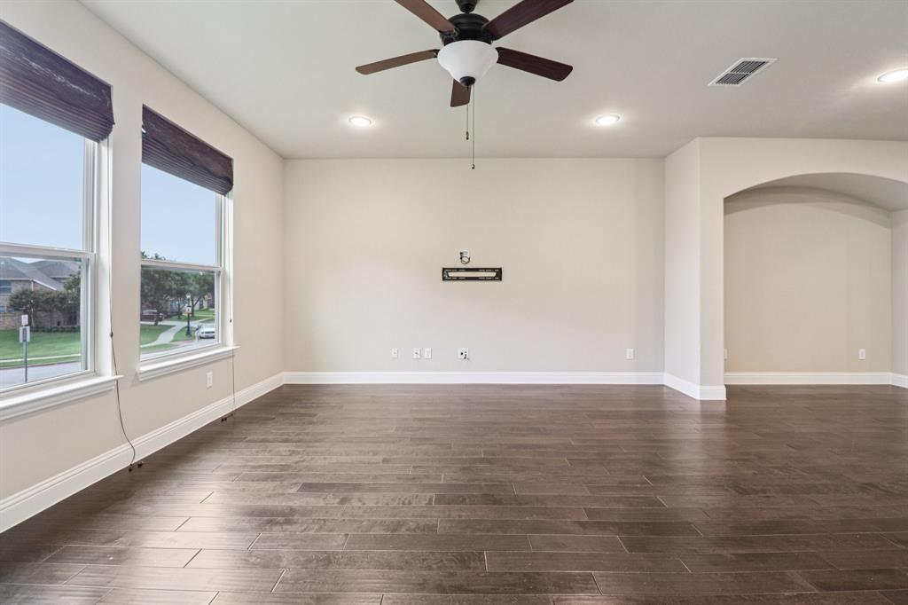 2690 Venice Drive 2