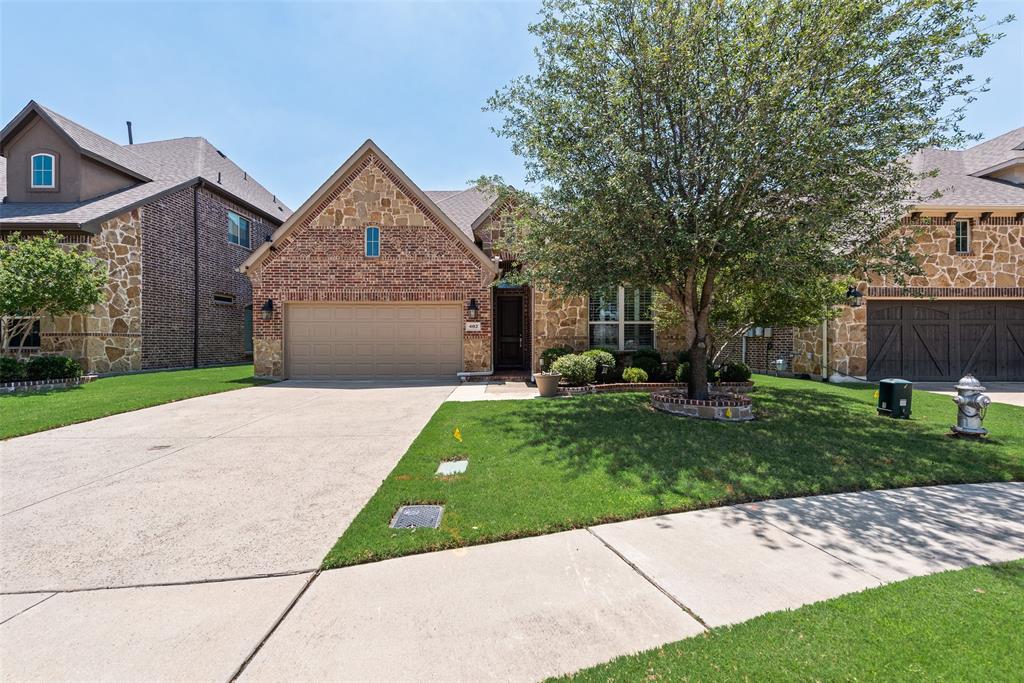 402 Ridgewood Drive