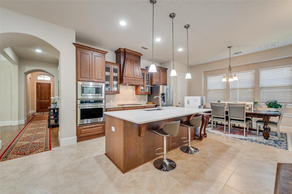 402 Ridgewood Drive