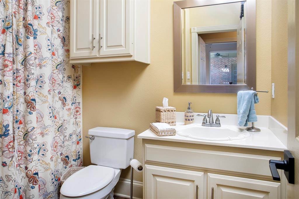 ABST A0021 V TEJADA - Commercial Sale