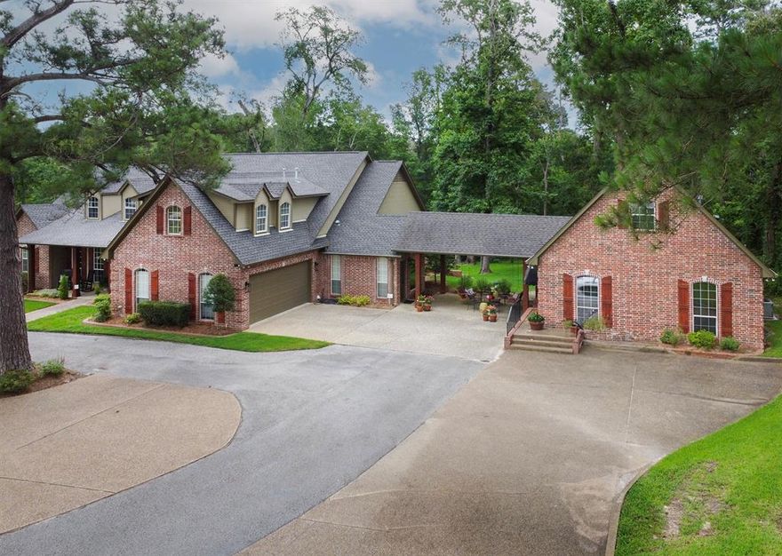 Retail, Office, or Wellness For Sale in South Tyler! 

Charming and versatile 4,601 SF property with a two-story connected salon space on 1.54 unrestricted acres. Perfectly suited for office, wellness, hospitality, or education use. 

Strategically located on a high-traffic state highway between Tyler, Flint, Bullard, and Whitehouse, just 10 minutes from South Tyler’s major retail corridor, including Bass Pro Shops, Academy Sports, and The Village at Cumberland Park -  a rare opportunity in one of East Texas’ fastest-growing corridors. 

• 10 minutes from South Tyler. 
• Private salon with separate entry. 
• Covered breezeway patio ideal for events. 
• Multiple office or treatment room options. 
• Generous paved parking areas with room to expand. 
• High-growth corridor with excellent visibility. 
• 29,785 VPD (TxDOT '23).