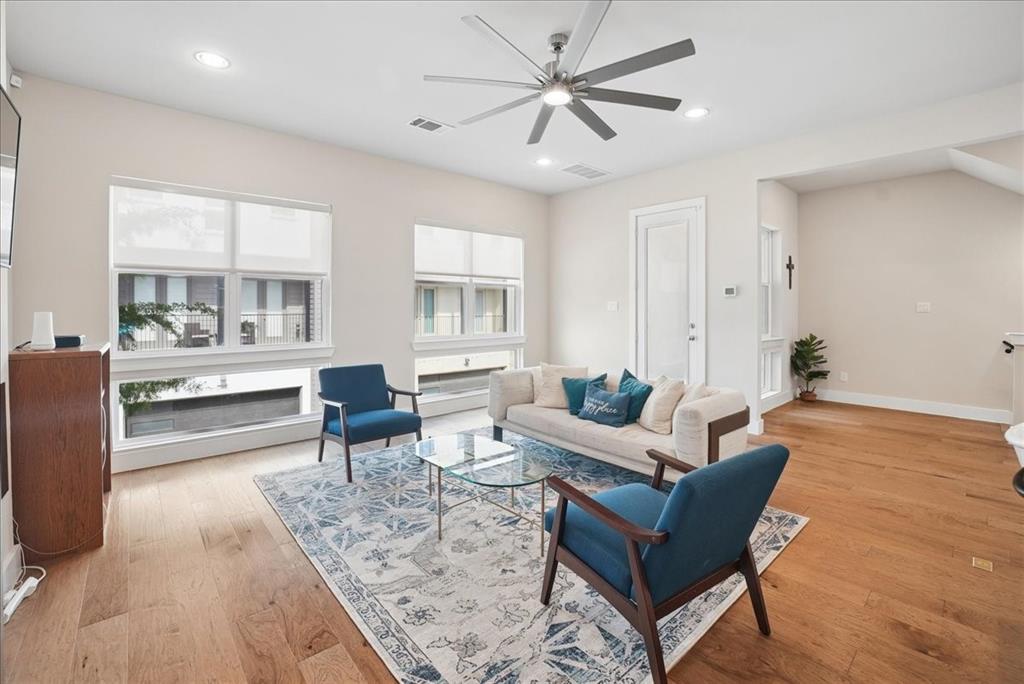 Soho Square Ph 1 - Residential