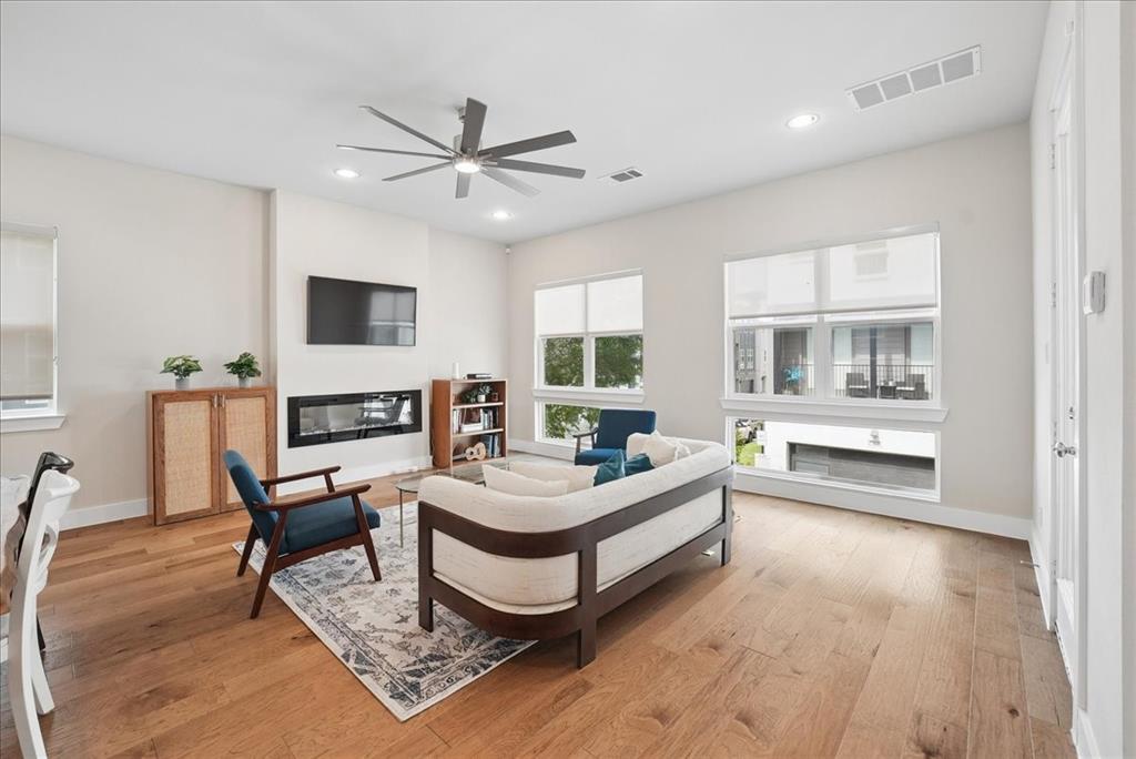 Soho Square Ph 1 - Residential