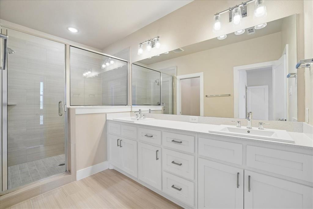 Soho Square Ph 1 - Residential