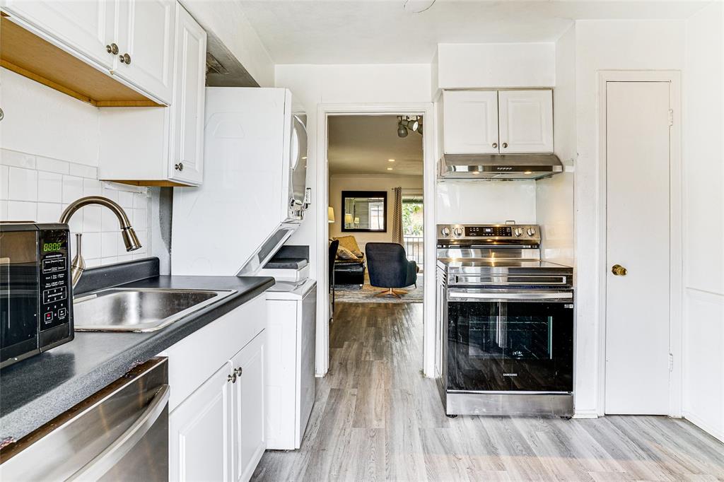 El Camino Real Condo - Residential