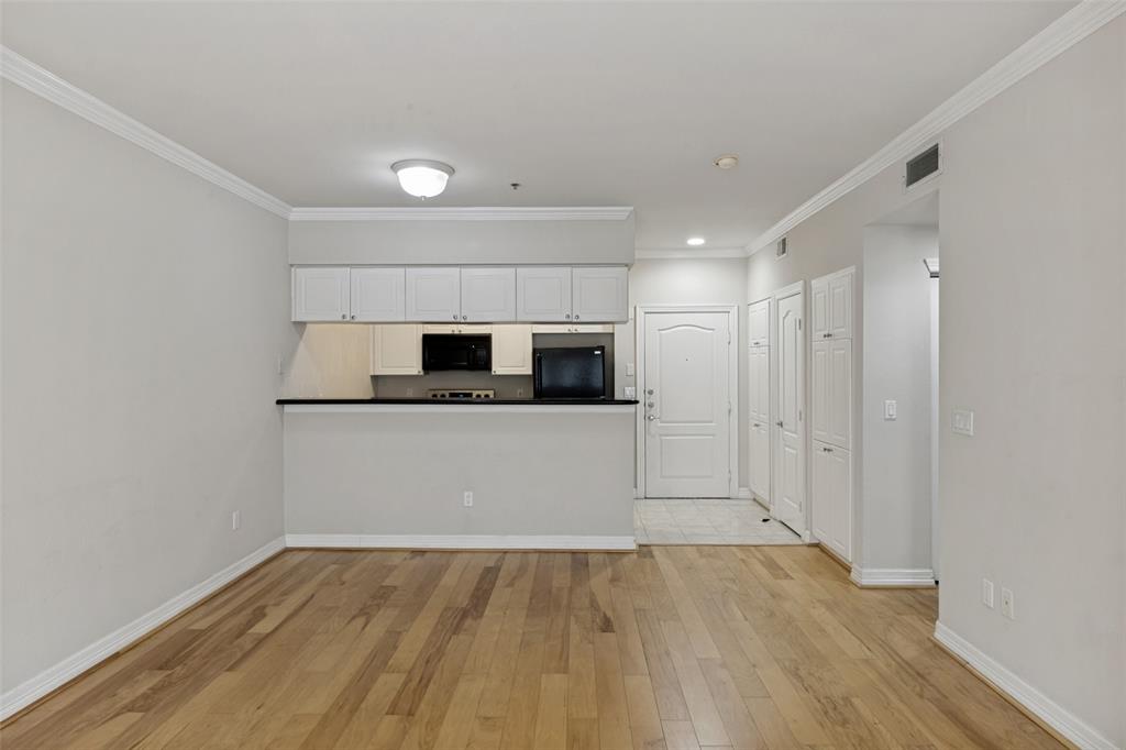 3400 Welborn Street 206