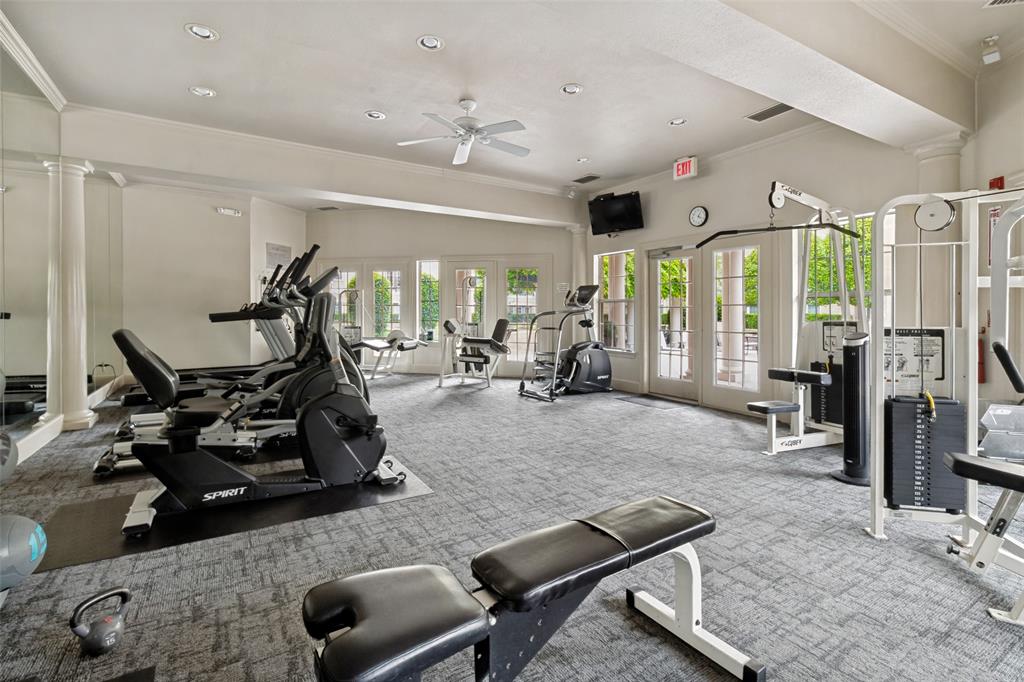 Wyndemere Condo - Residential