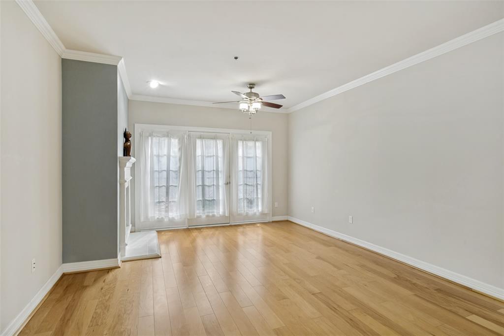 Wyndemere Condo - Residential