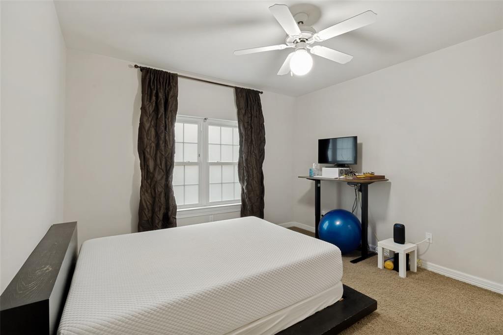 Wyndemere Condo - Residential
