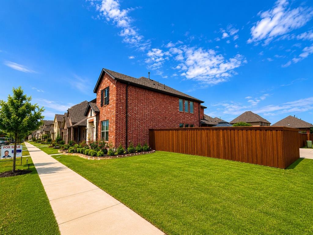 1414 Haybale Lane