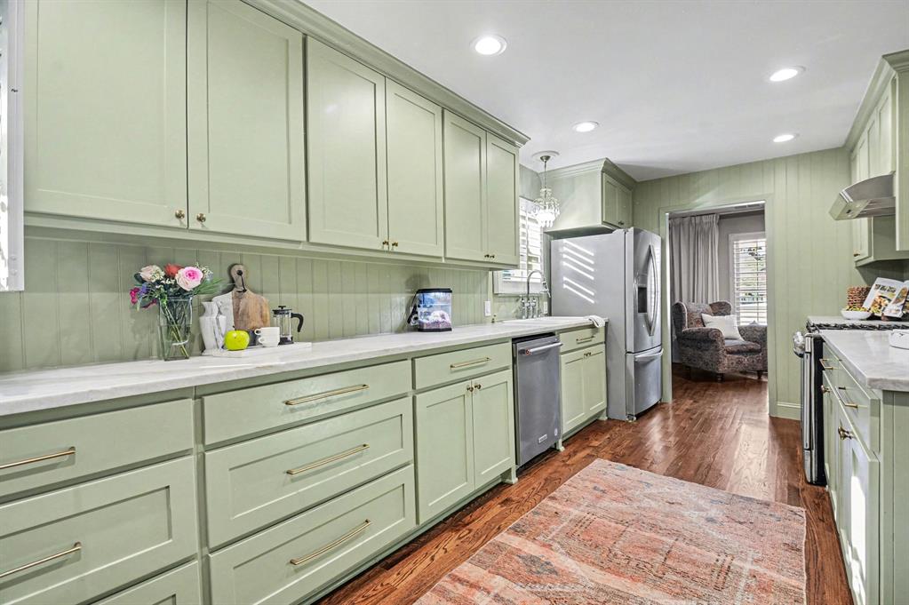 Floyd Terrace - Residential