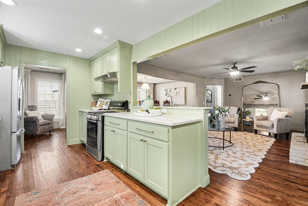 Floyd Terrace - Residential