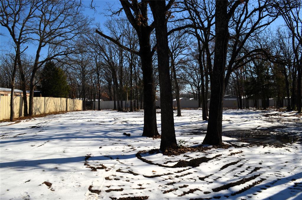 129 Lake Shadows Circle