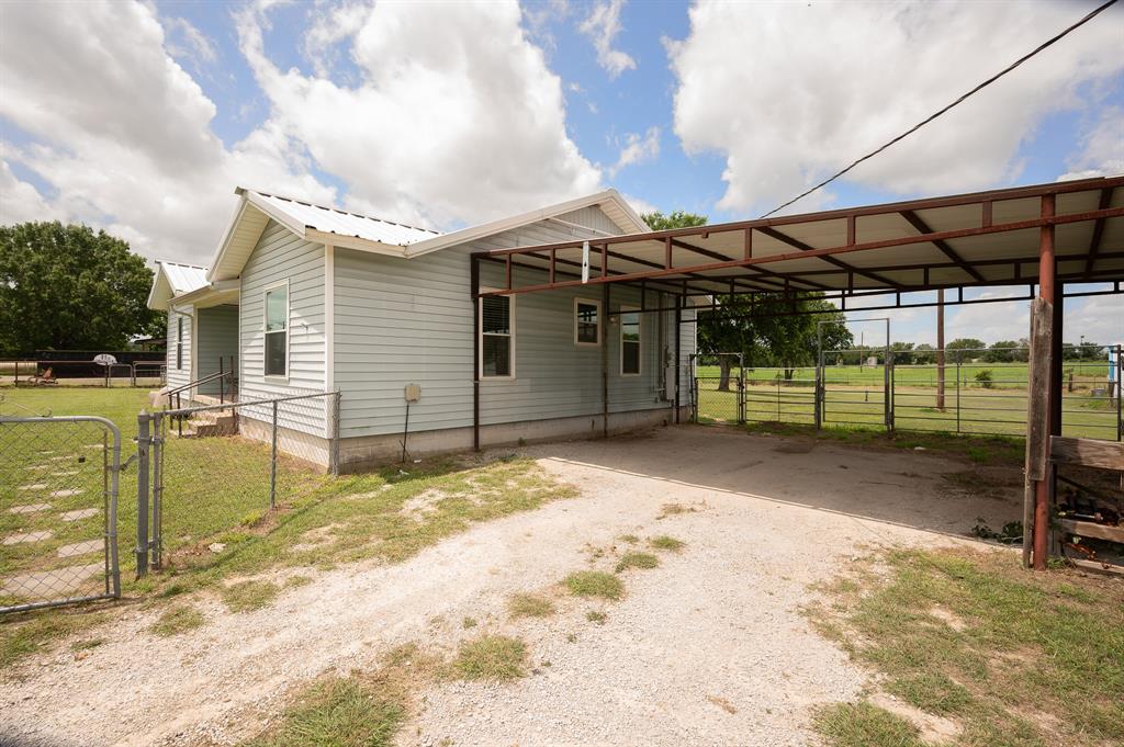 871 Lynch Bend Road
