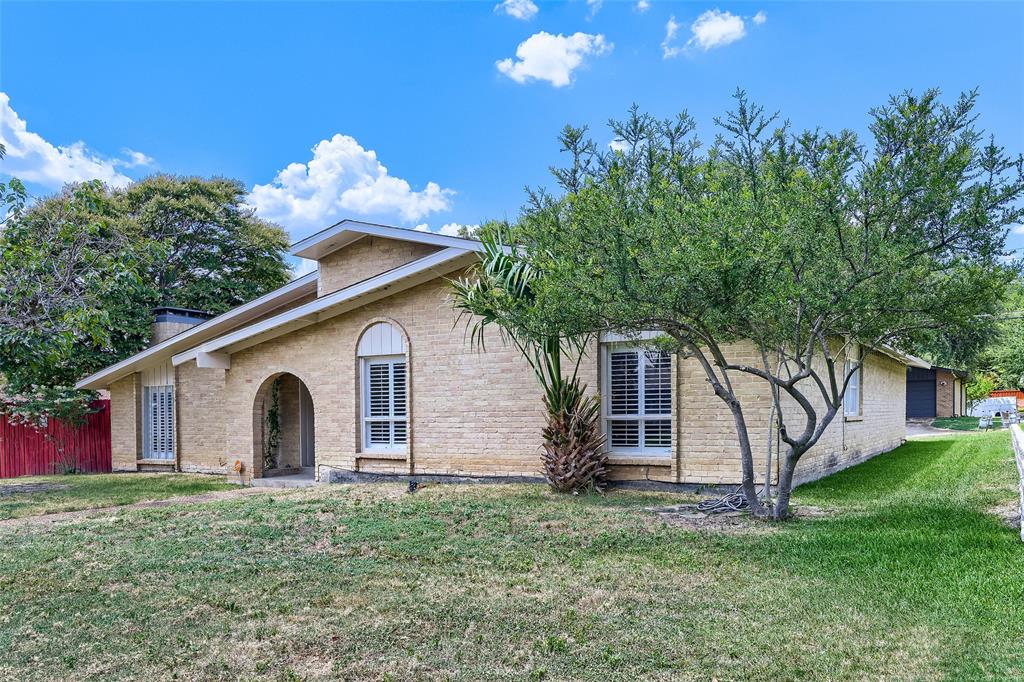 6639 Roundrock Road