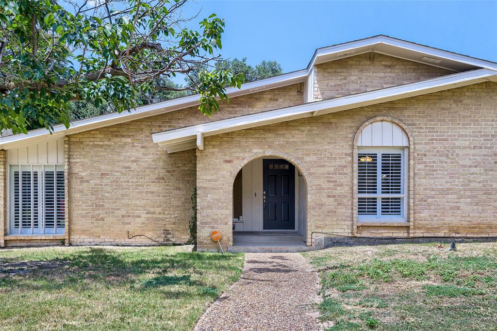 6639 Roundrock Road