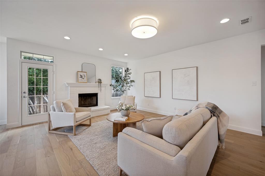 4021 Bonita Drive
