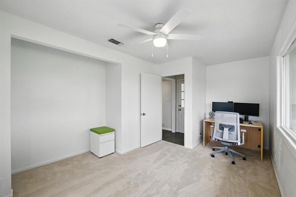 Denton, Texas 76207, United States, 3 Bedrooms Bedrooms, ,3 BathroomsBathrooms,Residential,Pending,125100