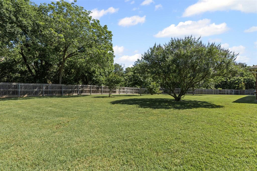 Edgecliff Village, Texas 76134, United States, 3 Bedrooms Bedrooms, ,2 BathroomsBathrooms,Residential,Pending,136078