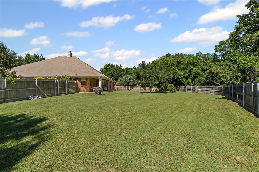 Edgecliff Village, Texas 76134, United States, 3 Bedrooms Bedrooms, ,2 BathroomsBathrooms,Residential,Pending,136078