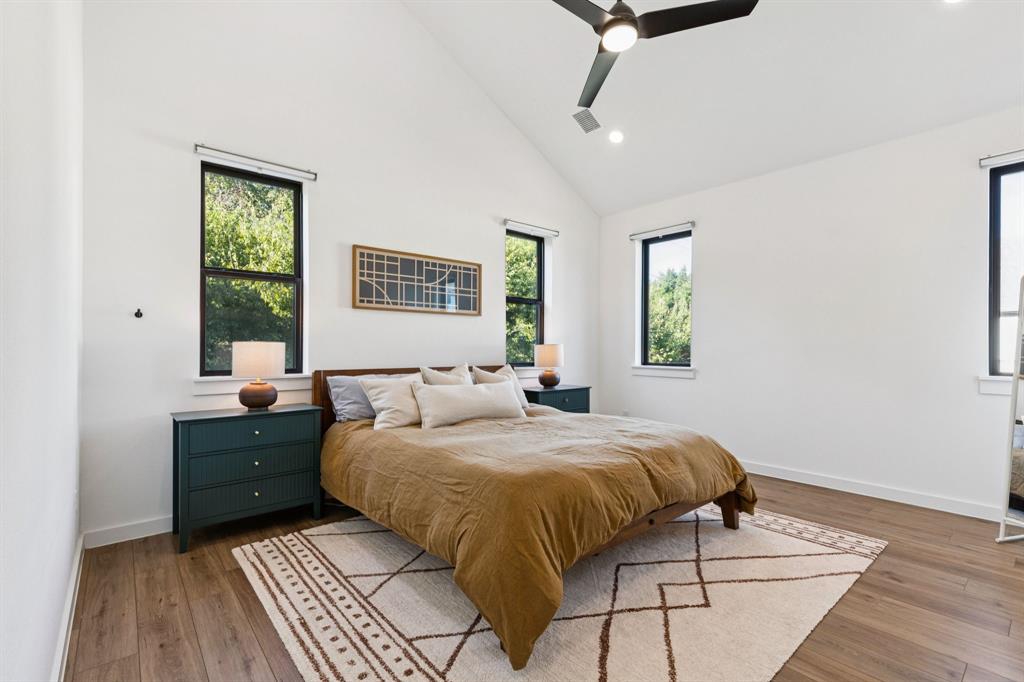 Fort Worth Ave Twnhms - Residential