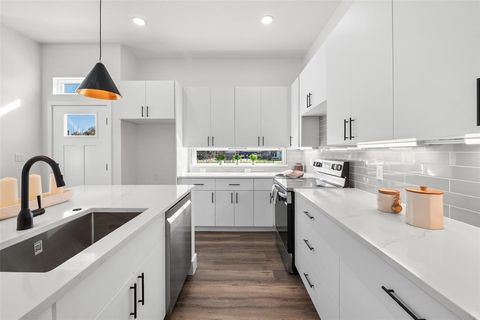 Tiny photo for 314 S Glasgow Drive, Dallas, TX 75214 (MLS # 21195605)