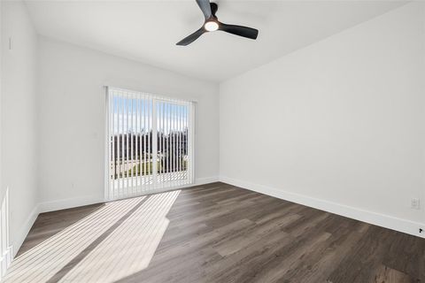 Tiny photo for 314 S Glasgow Drive, Dallas, TX 75214 (MLS # 21195605)