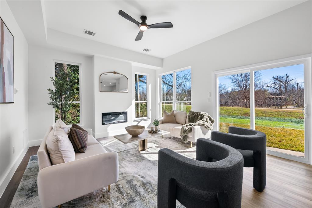 Glasgow and Santa Fe - Residential