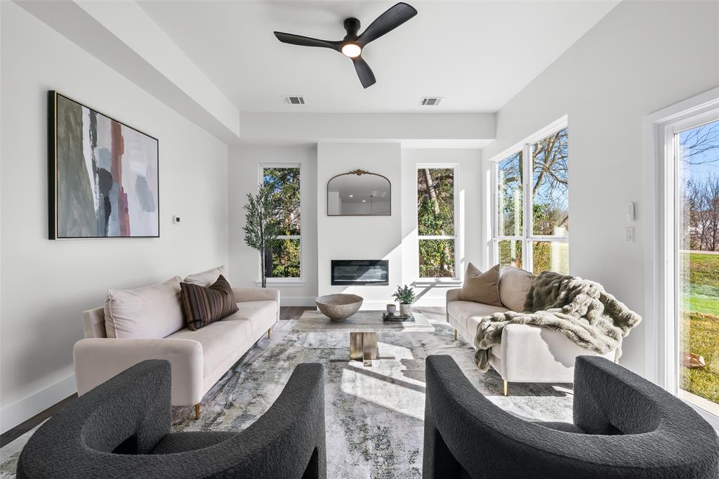 Glasgow and Santa Fe - Residential