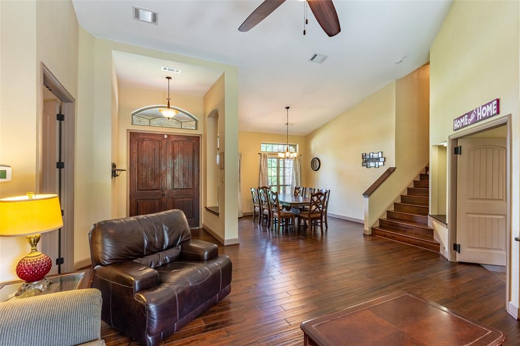 Photo 14 of 36 of 14975 Valley View house