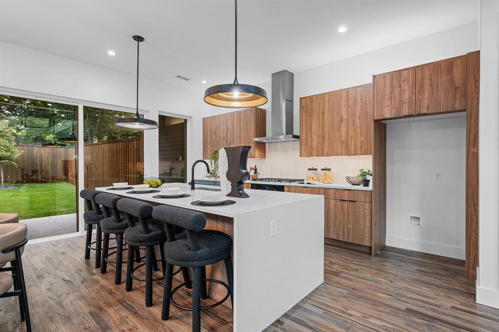 Mount Auburn - Residential